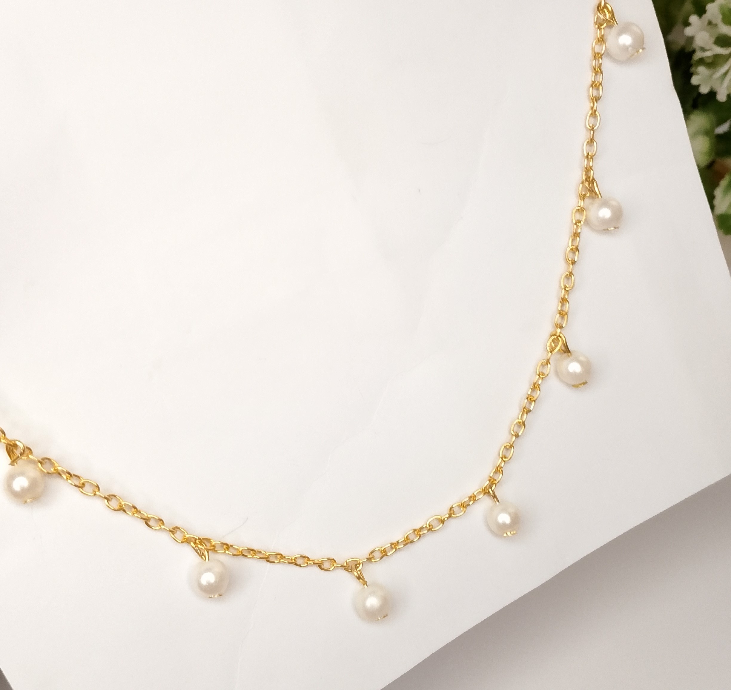 Dainty Pearl Neck Chain