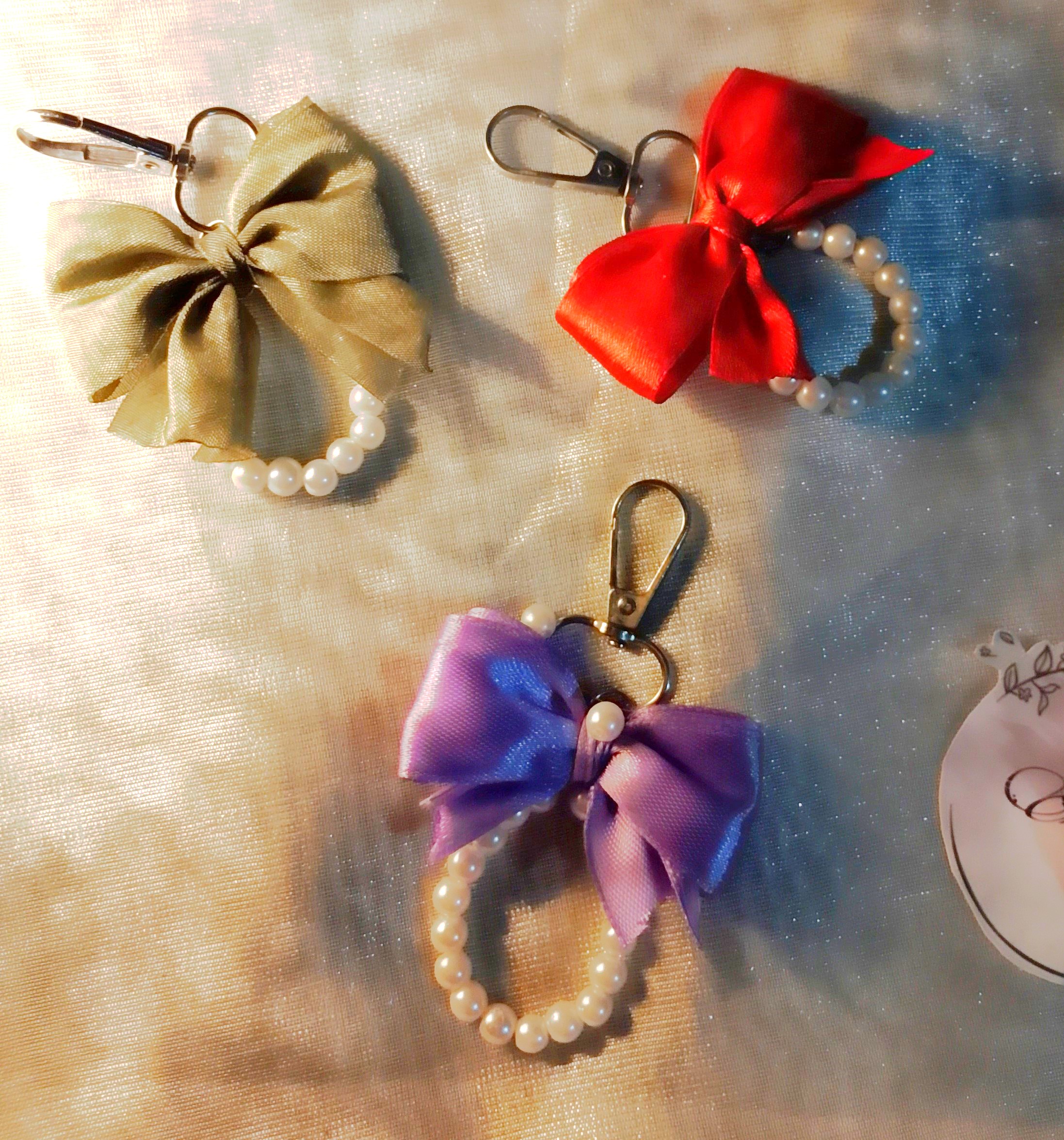 Aesthetic Pearl & Ribbon Bow